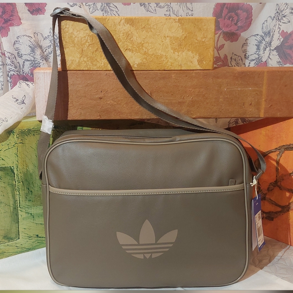 adidas Originals Olive Gray Trefoil Crossbody Messenger - Picture 3 of 12
